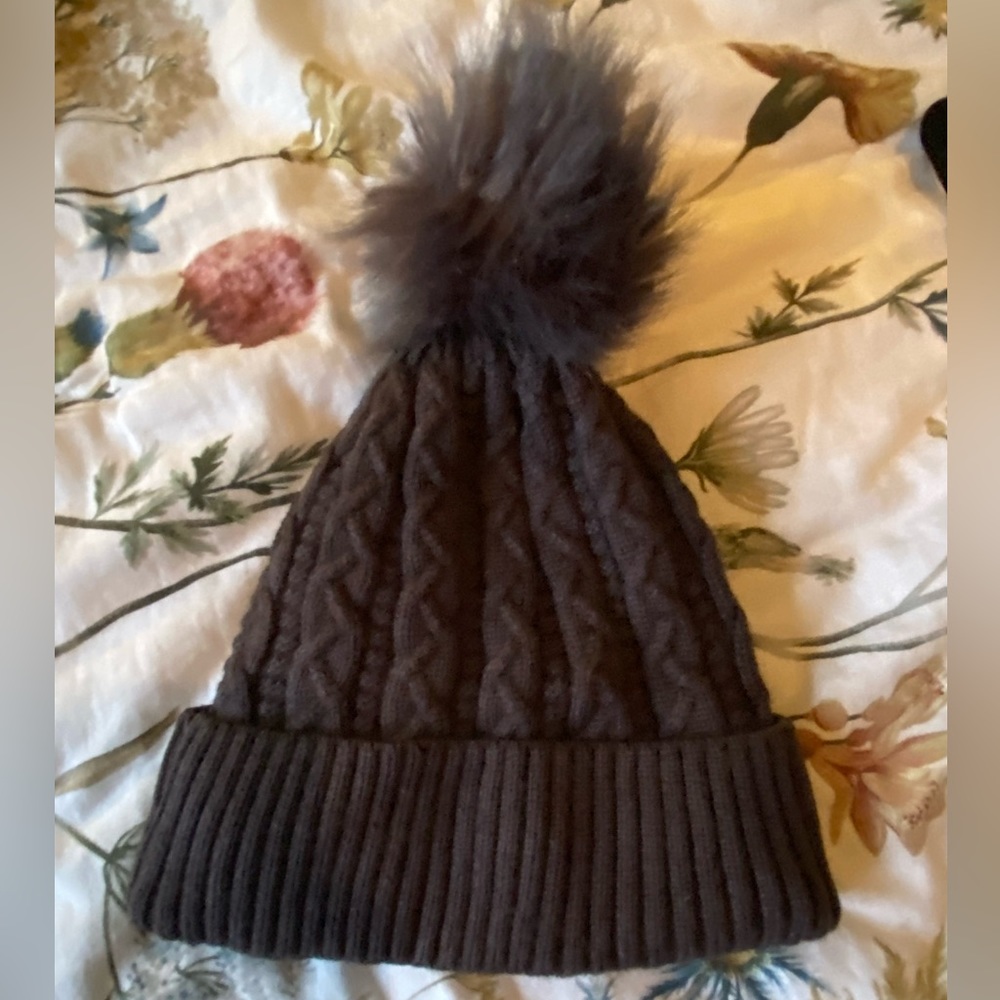 Pom Pom Beanie Fuzzy Lined Thick Hat Gray
